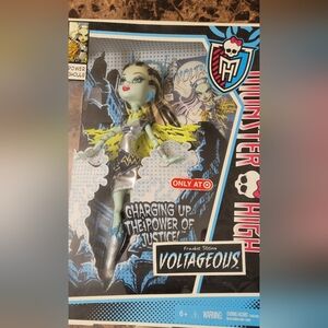 G1 Monster High Voltageous Frankie Stein Doll Nib